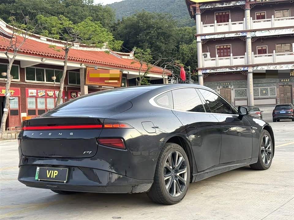 XPENG P7 XPENG P7