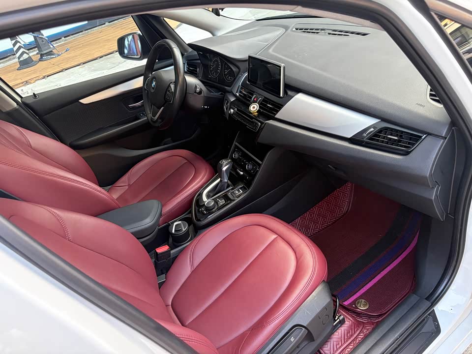 BMW 2 series station wagon