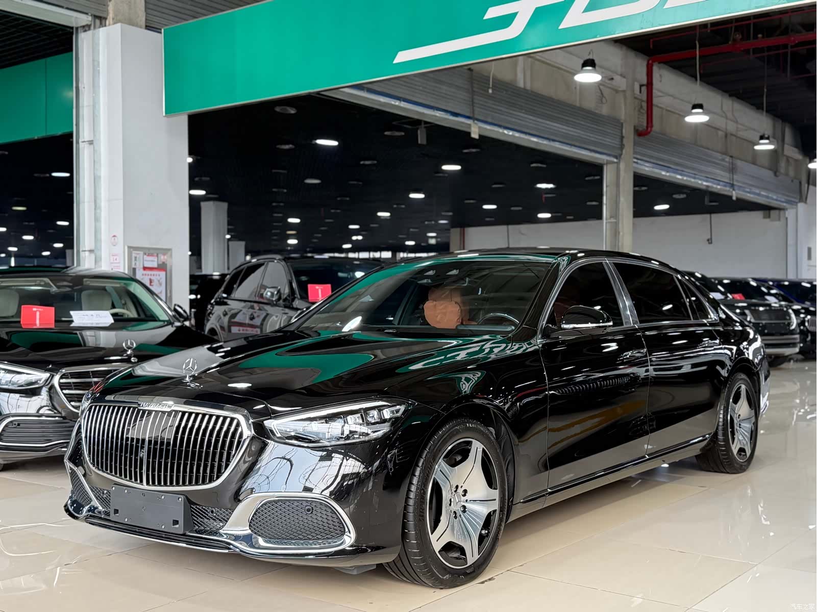 Maybach S-Class, 2024 1