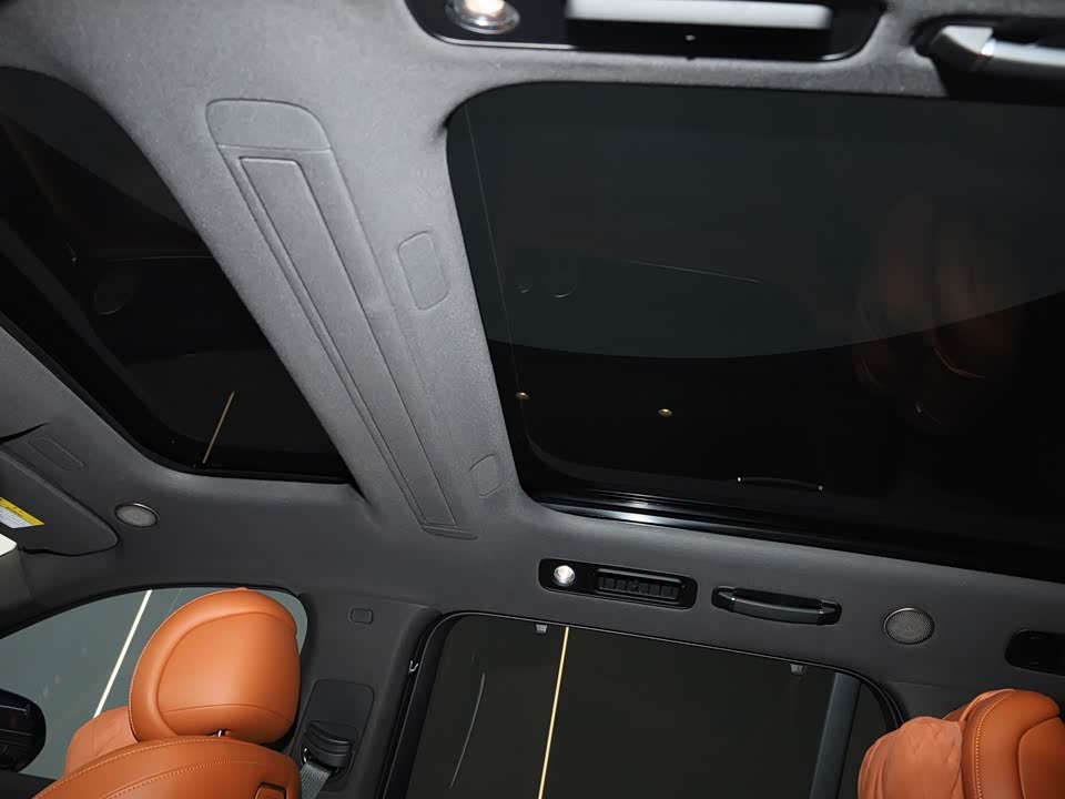 AITO Ask the world M9