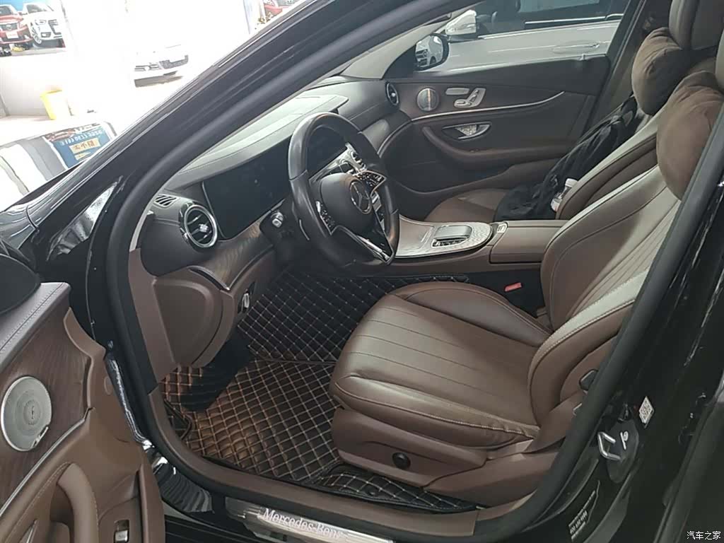 Mercedes-Benz E-Class, 2023 15