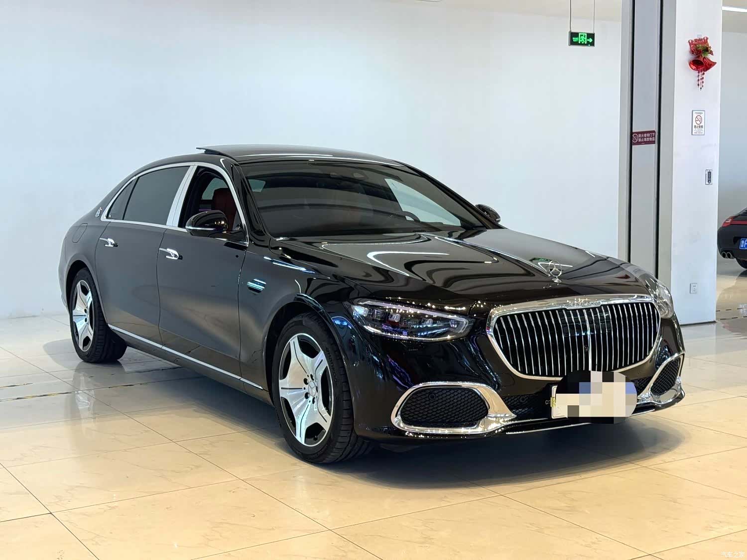 Maybach S-Class, 2023 3