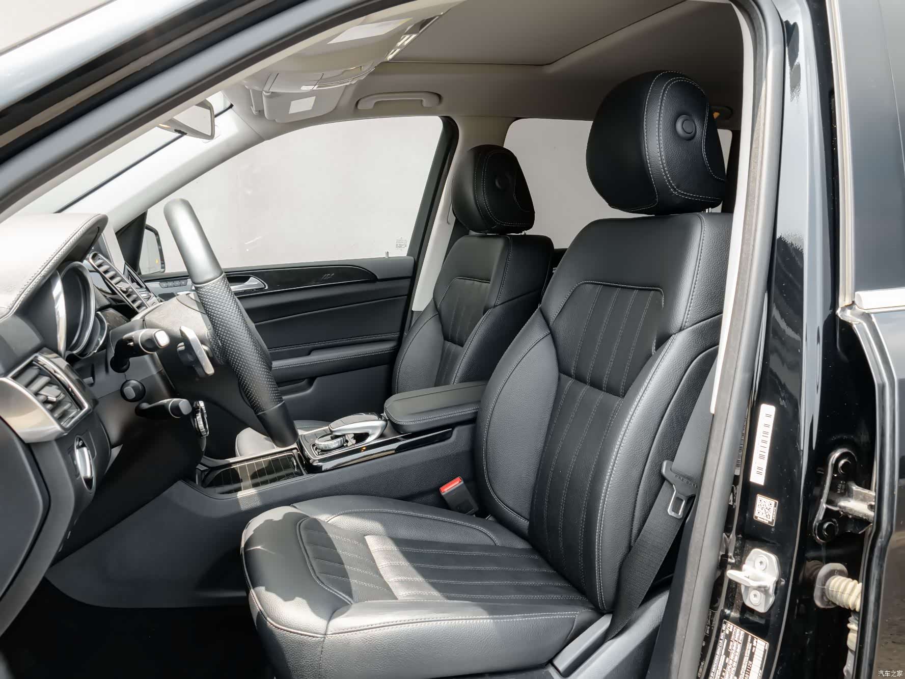 Mercedes-Benz GLS, 2026 8