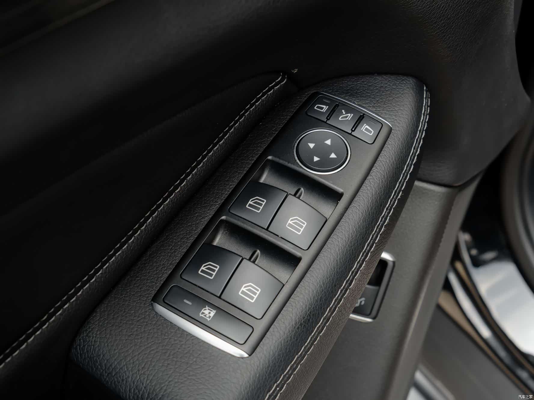 Mercedes-Benz GLS, 2026 13