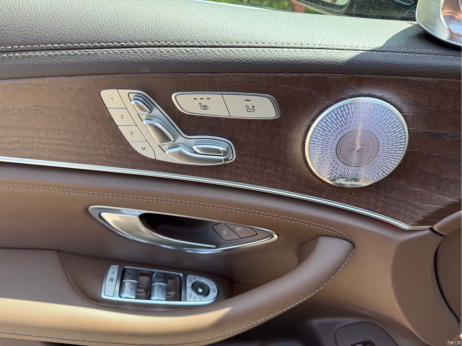 Mercedes-Benz E-Class, 2020 18