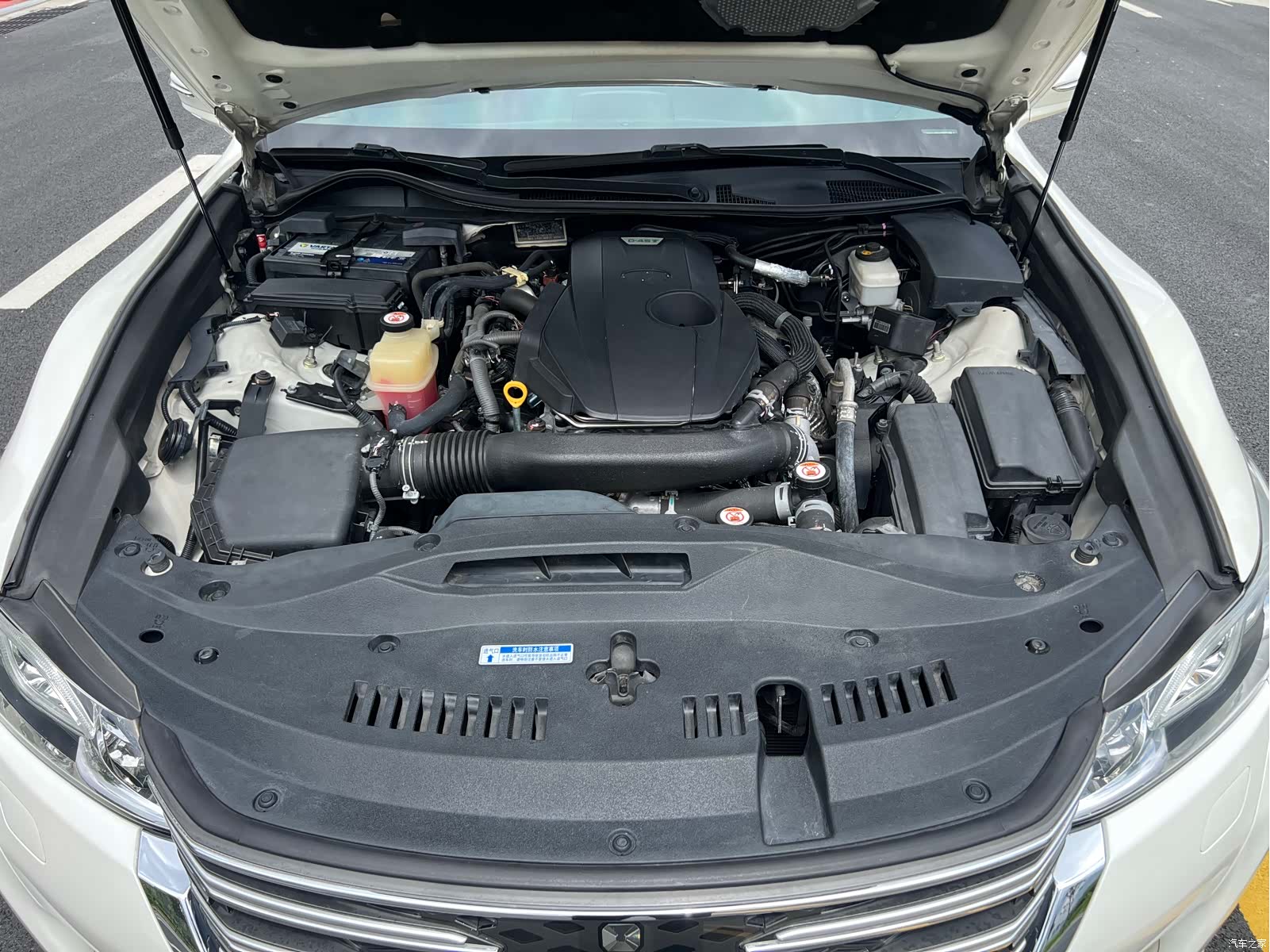 Toyota Crown, 2017 12