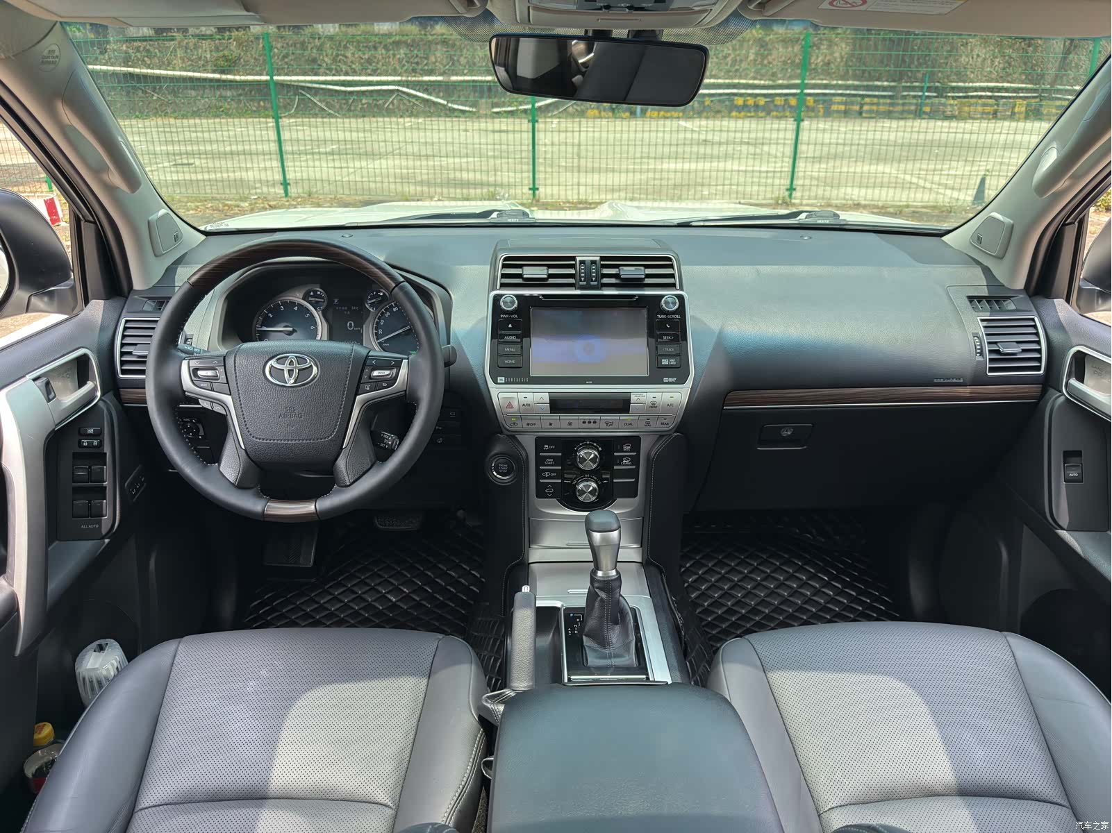 Toyota Prado, 2018 13