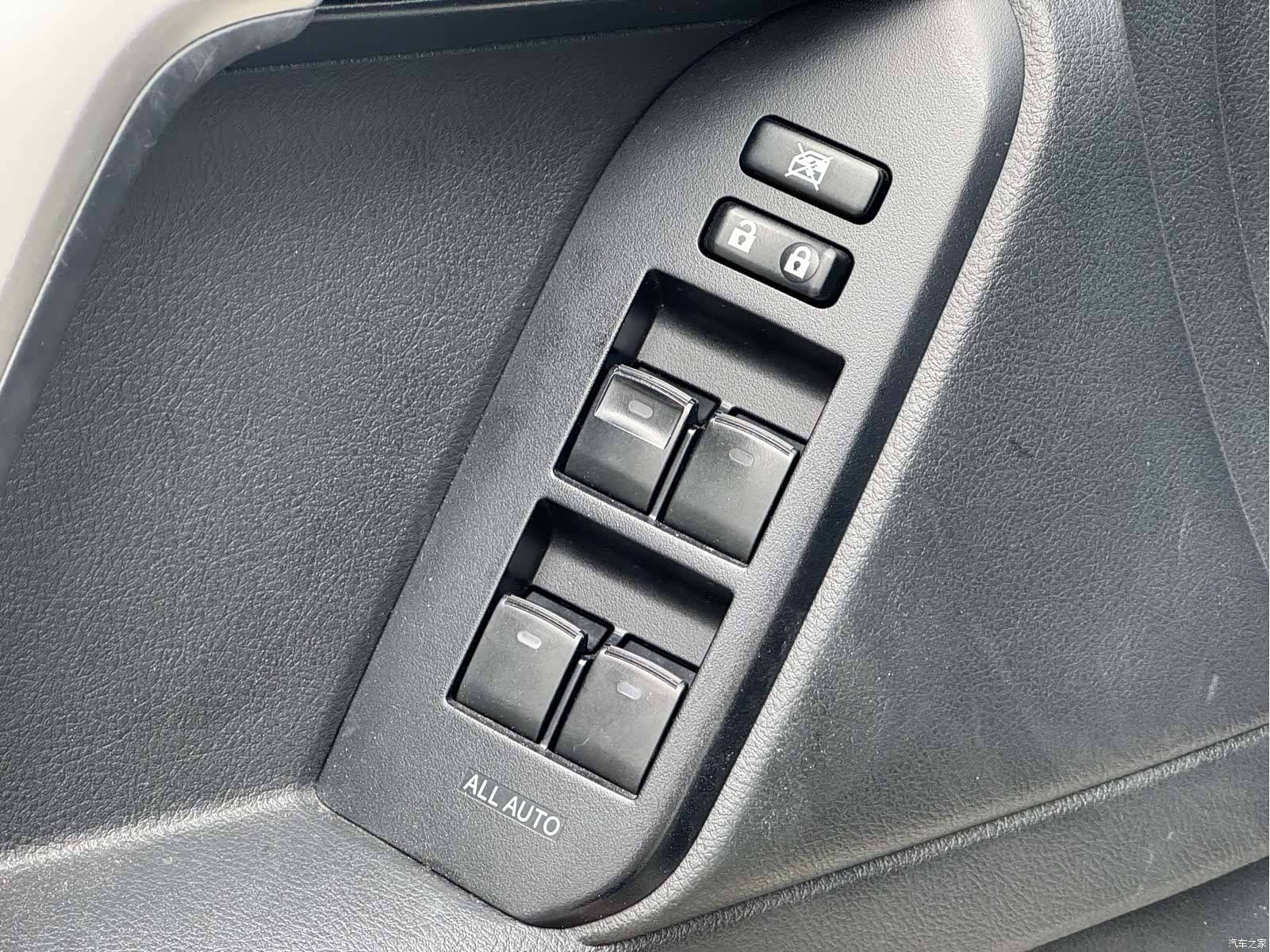 Toyota Prado, 2018 18