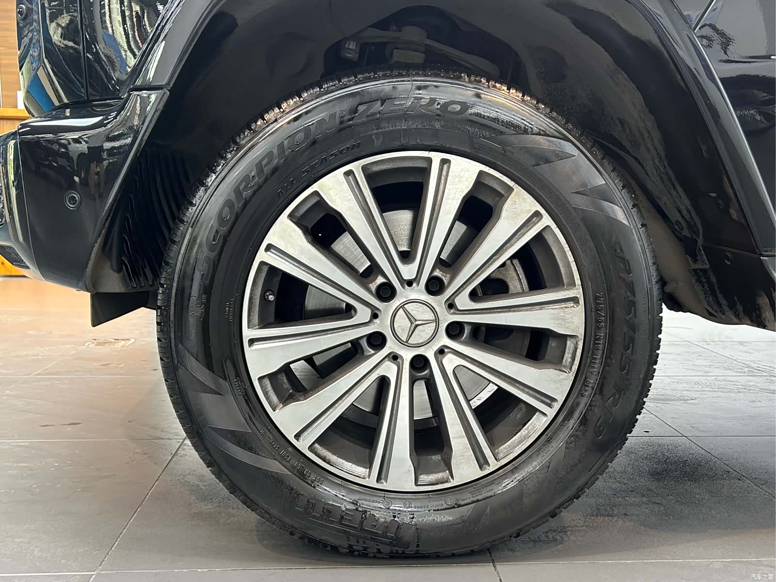 Mercedes-Benz G-Class, 2023 14