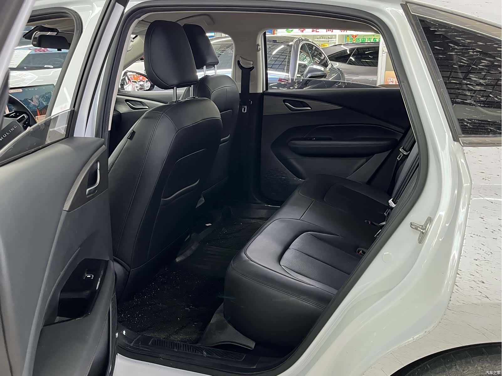 Wuling Starlight, 2024 8