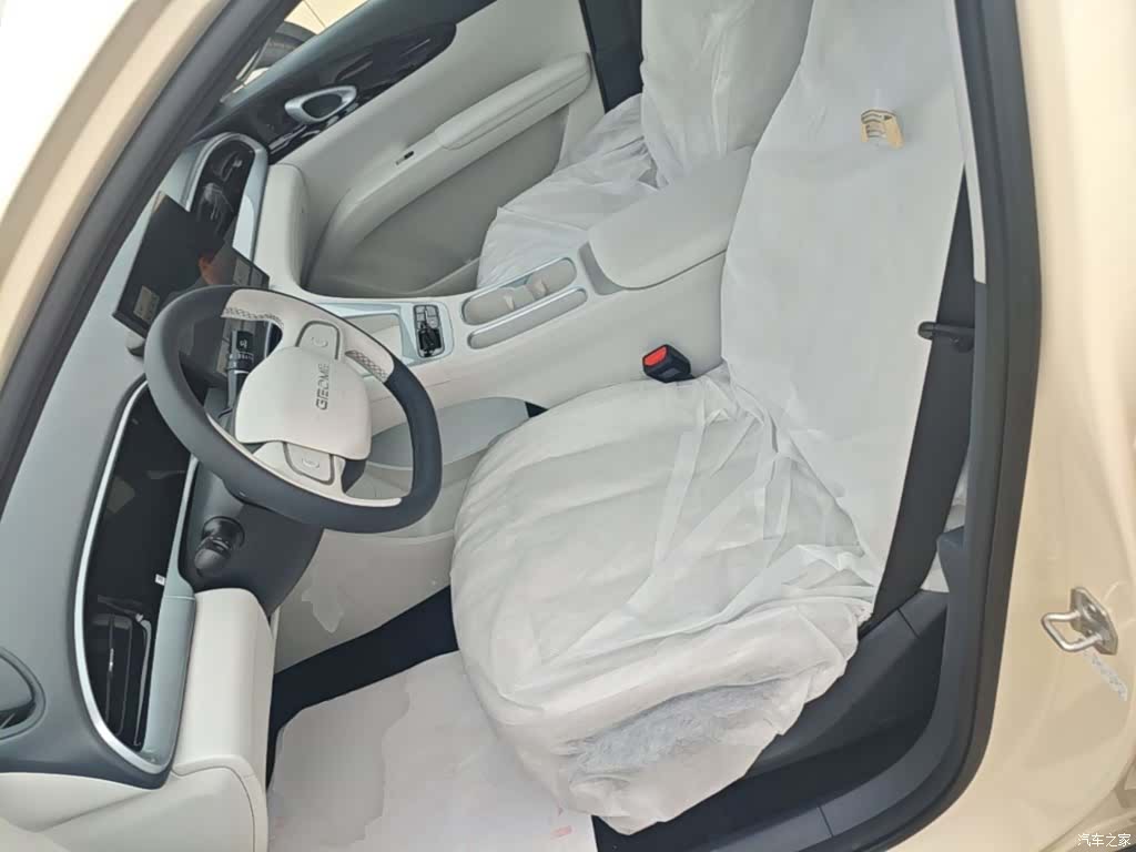 Geely Xingyuan, 2026 11