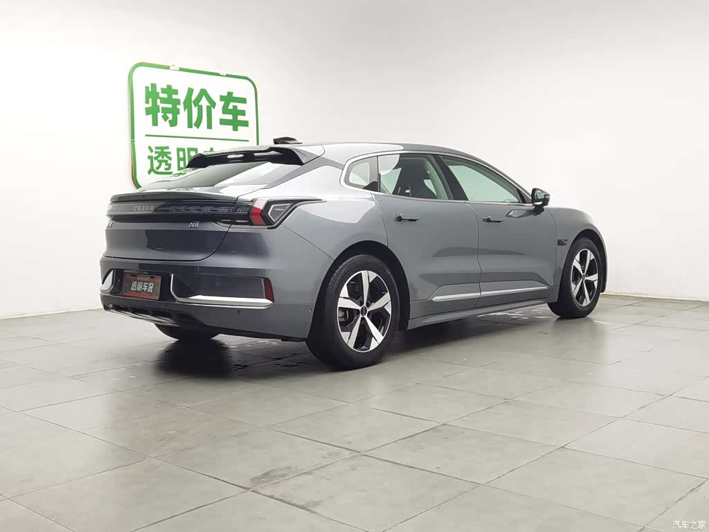 Zeekr 001, 2022 2