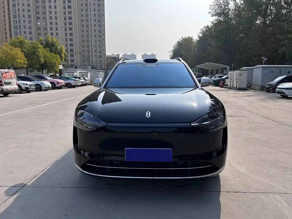 AITO Ask the world M9