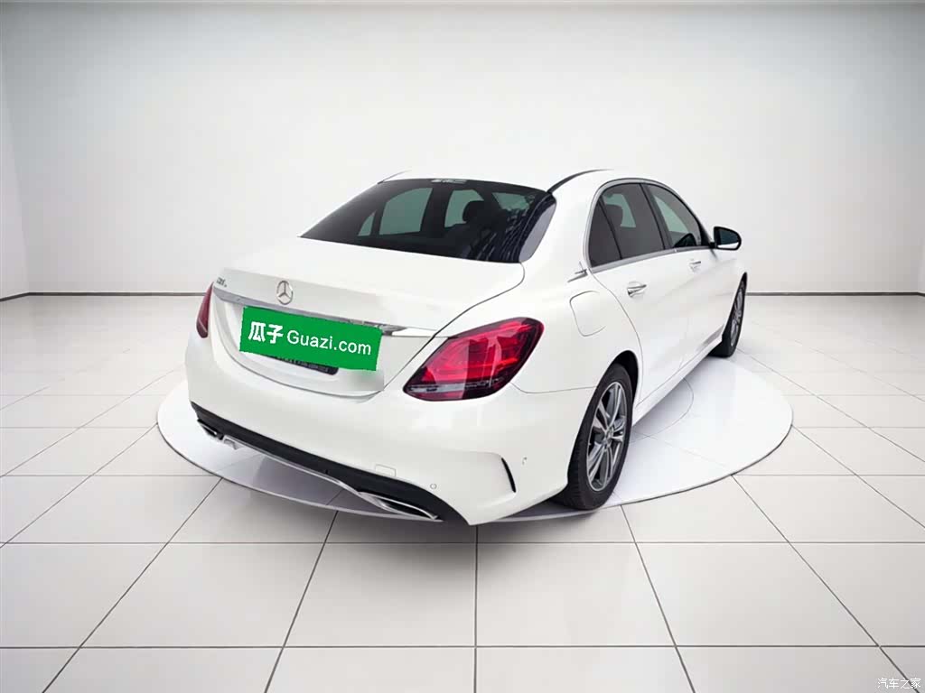 Mercedes-Benz C-Class, 2019 6