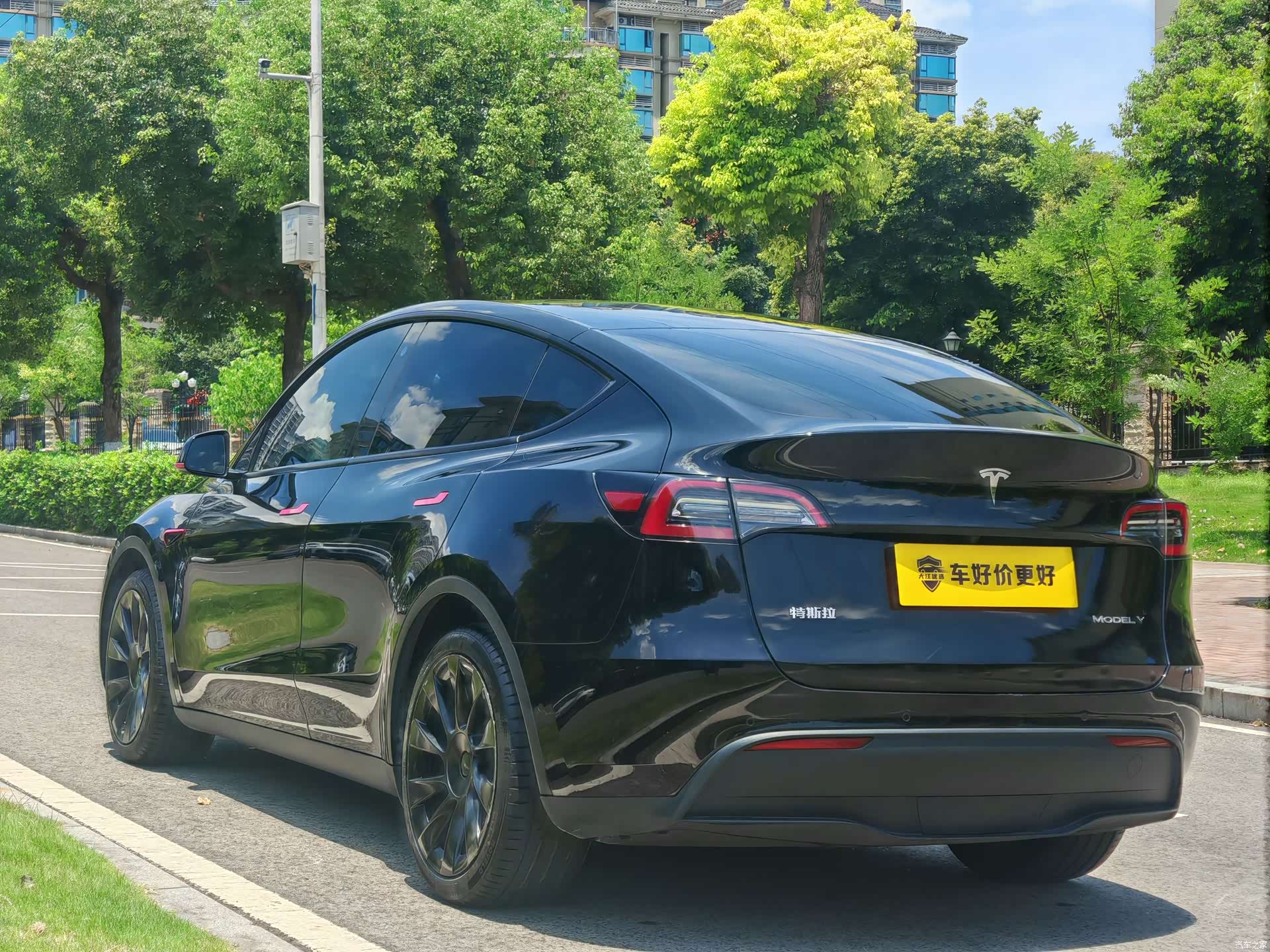 Tesla Model Y, 2021 19