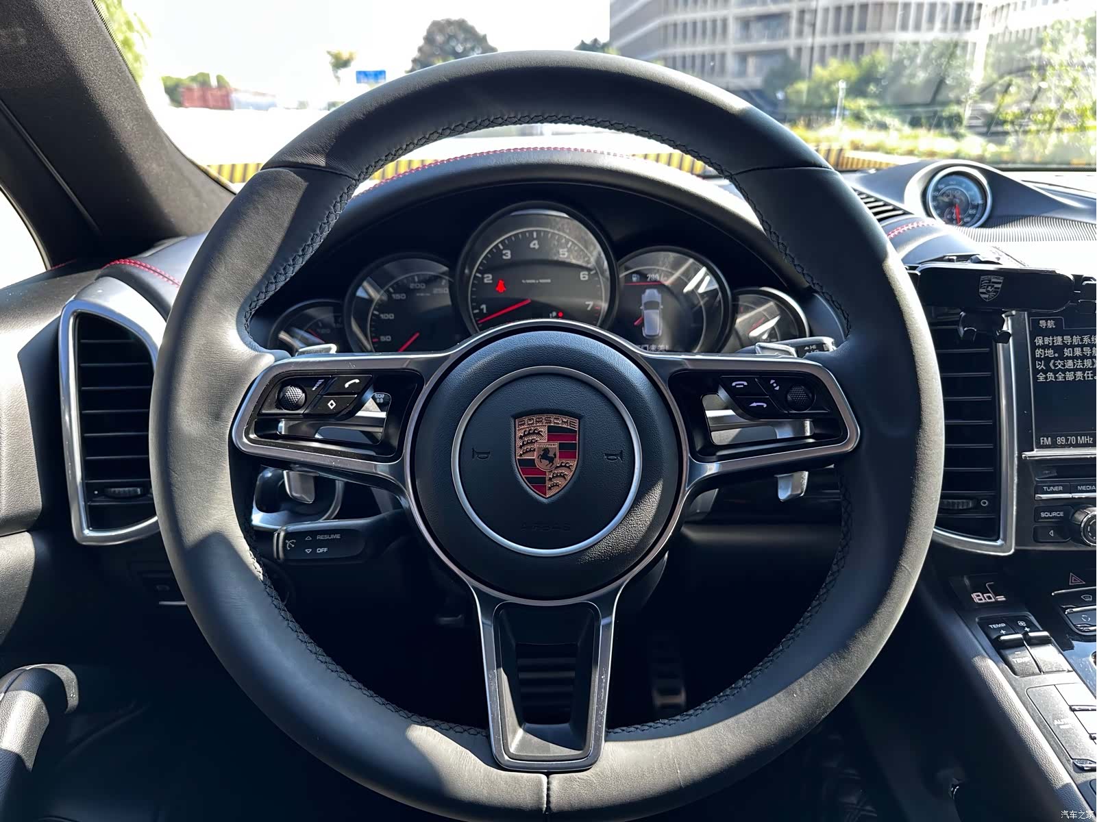 Porsche Cayenne, 2013 11