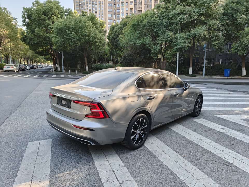 Volvo S60
