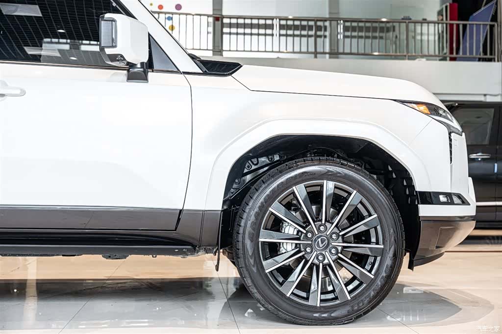 Lexus GX, 2026 все фото