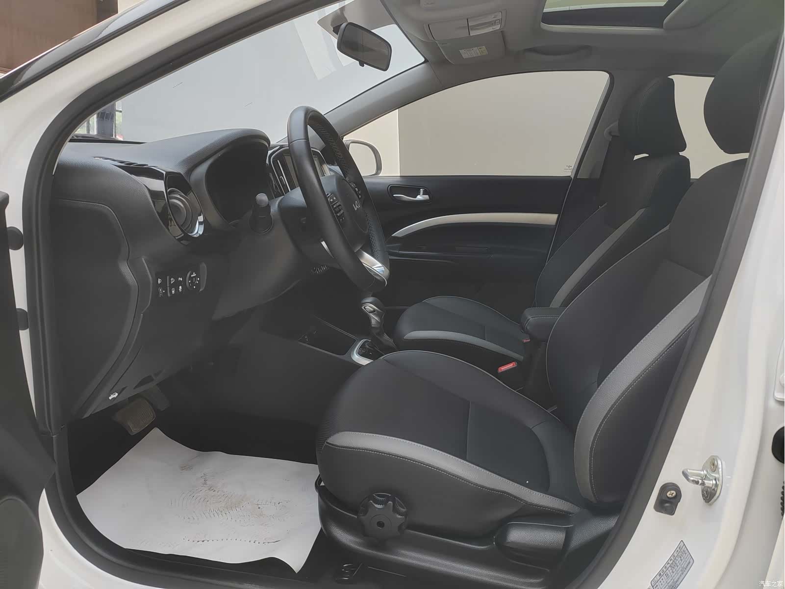 Kia KX1, 2022 7