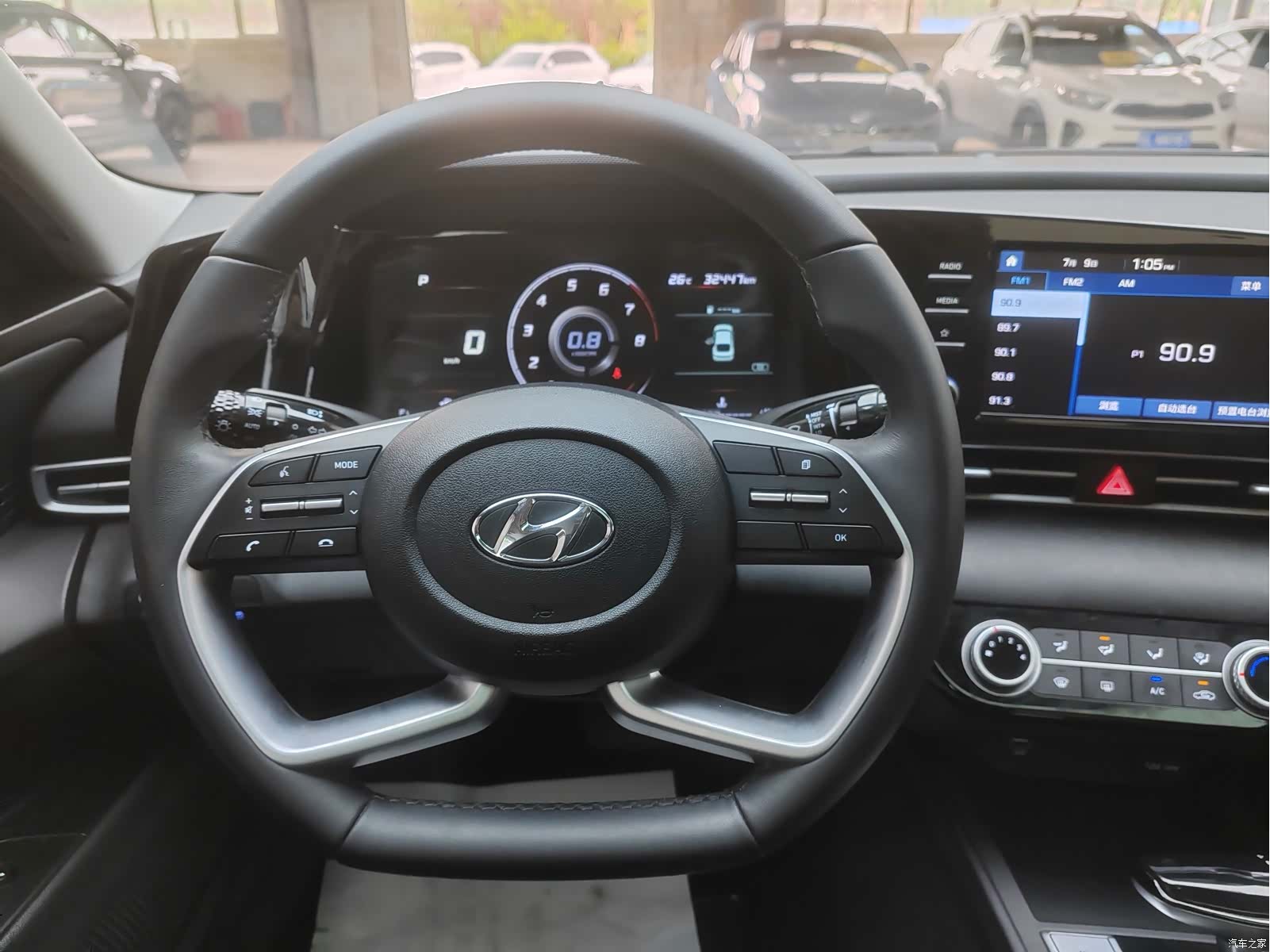 Hyundai Elantra, 2022 16
