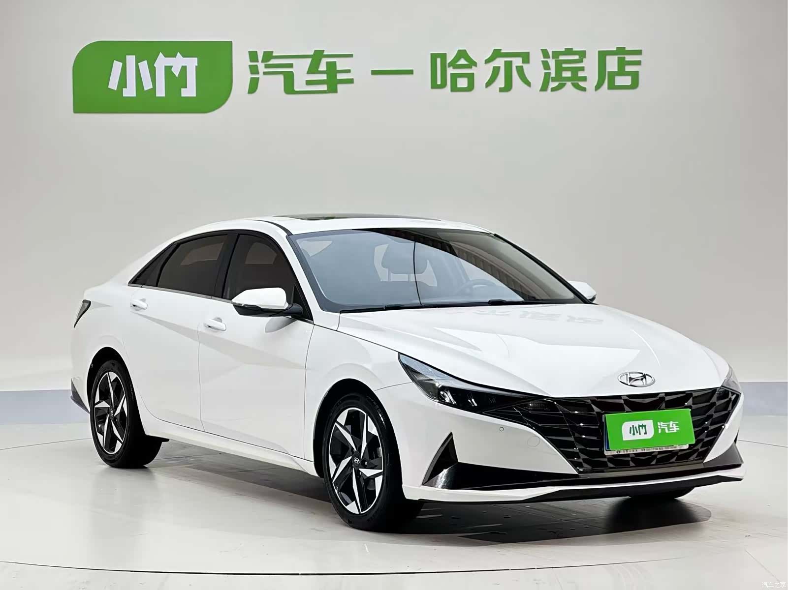 Hyundai Elantra, 2022 3