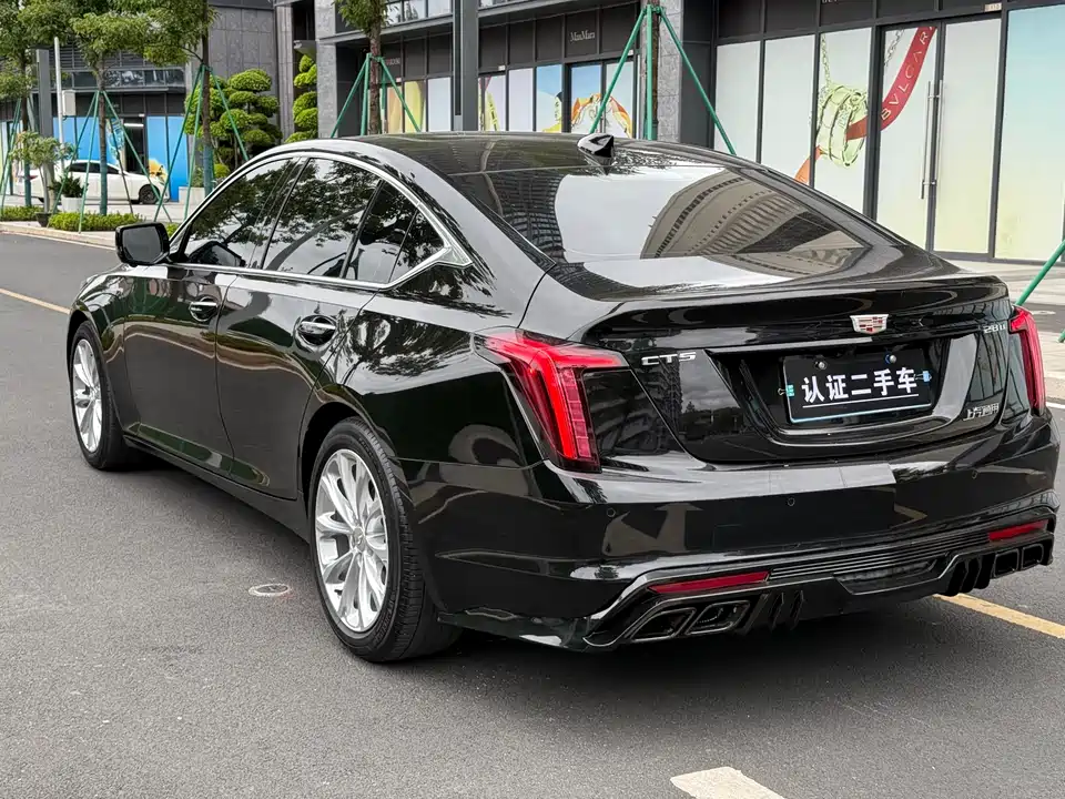 Cadillac CT5