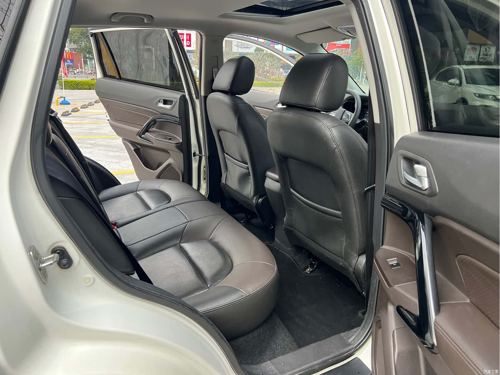 GAC GS4, 2015 10