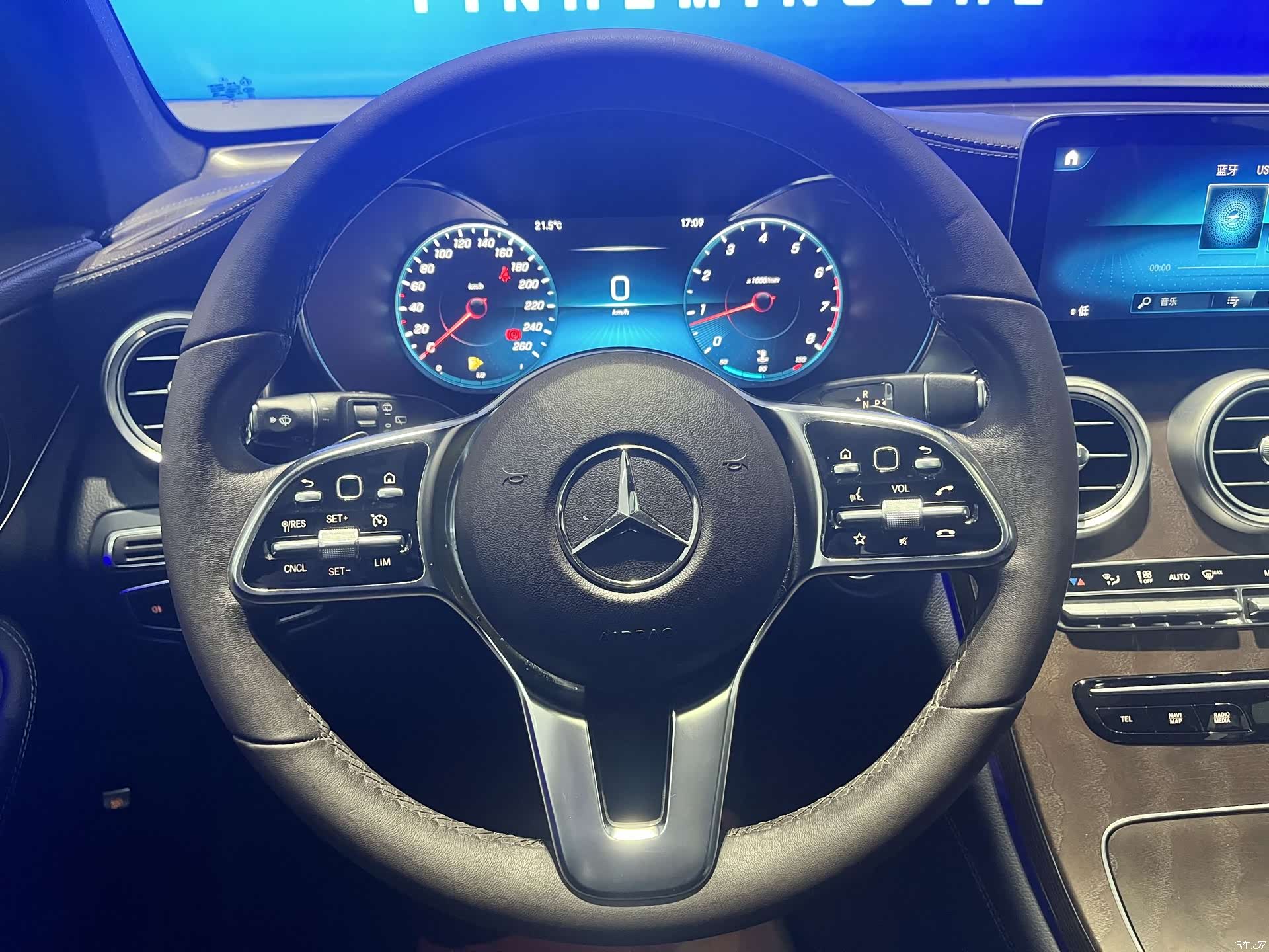 Mercedes-Benz GLC, 2019 11
