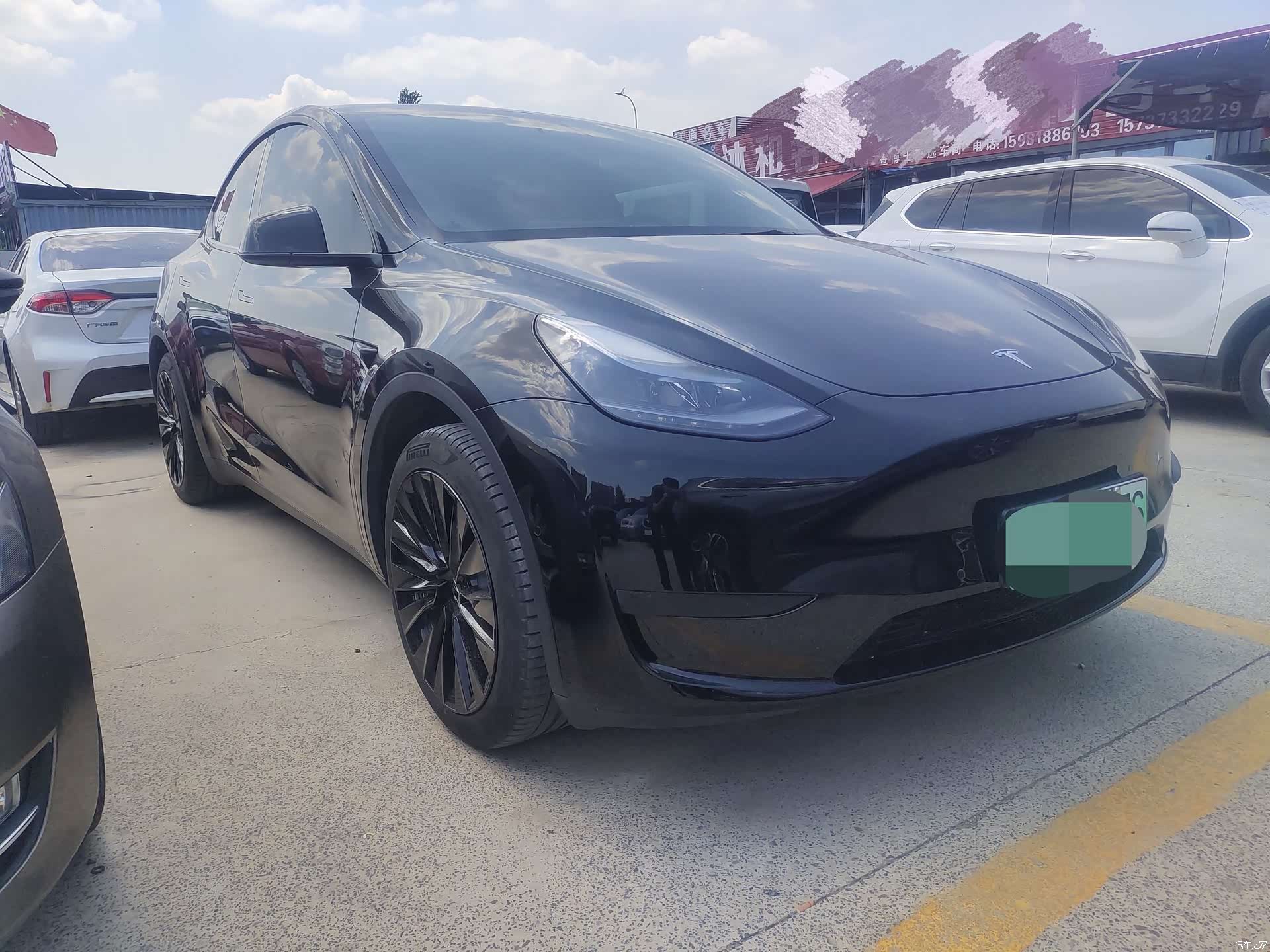 Tesla Model Y, 2023 3
