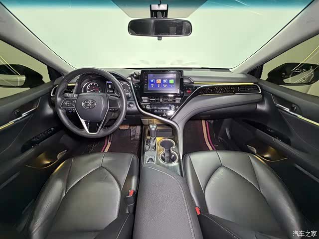 Toyota Camry, 2022 9