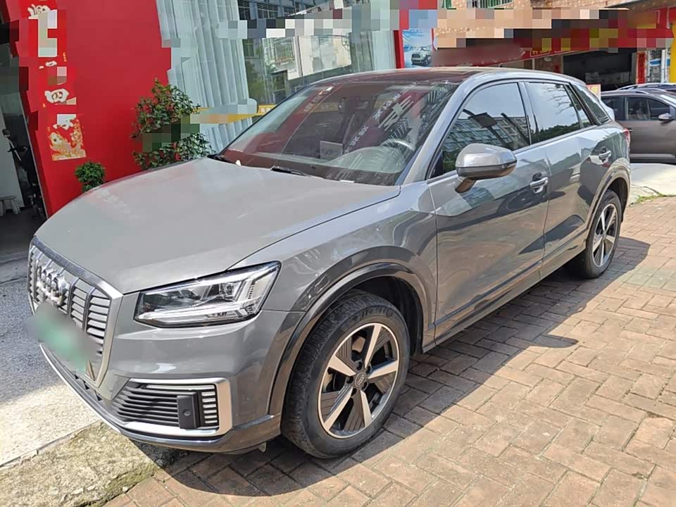 Audi Q2L Audi Q2L