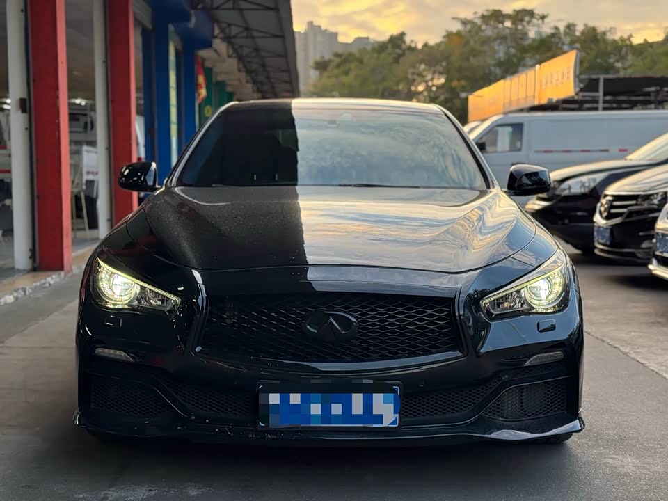 Infiniti Q50