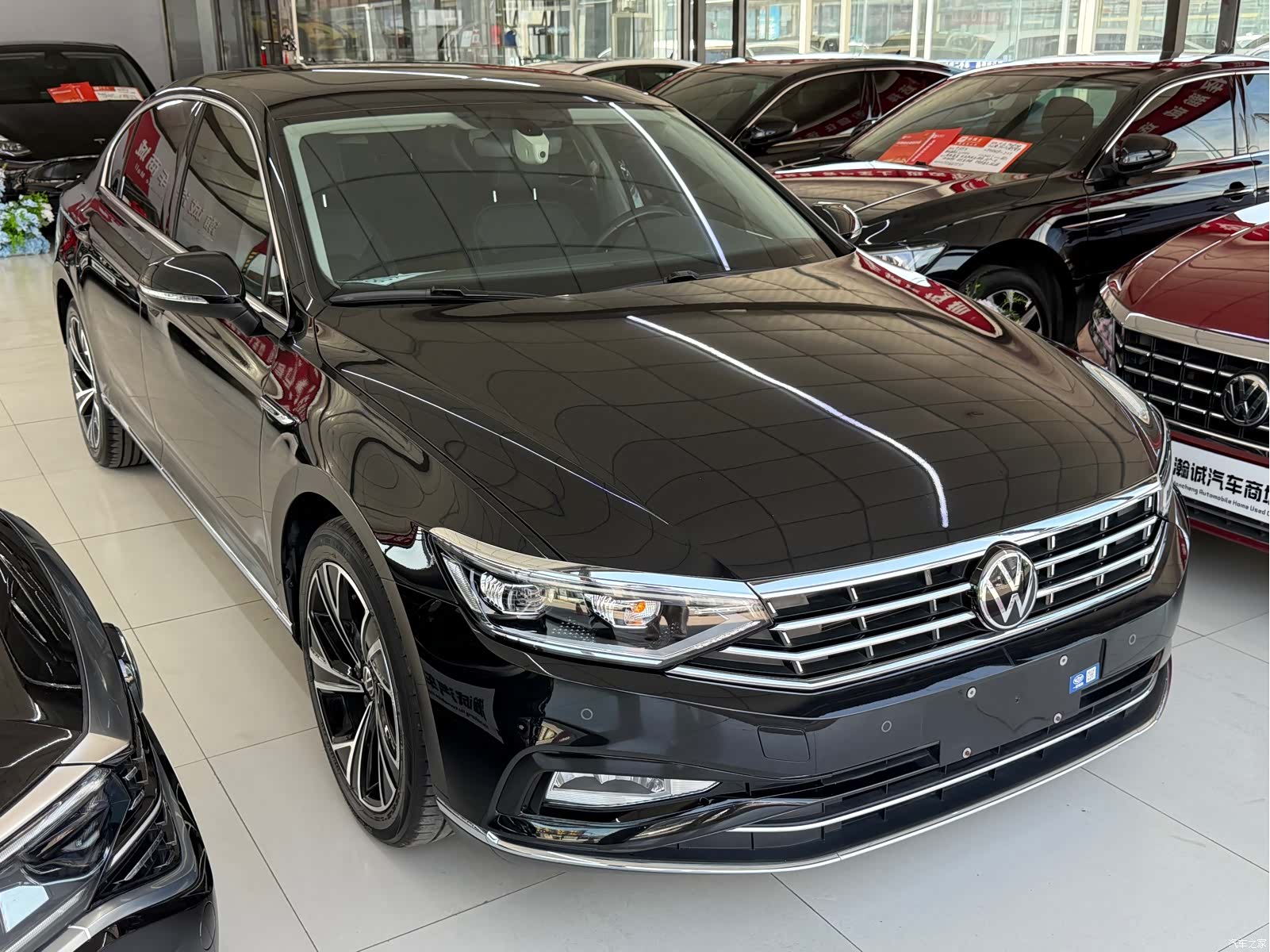 Volkswagen Magotan, 2022 3