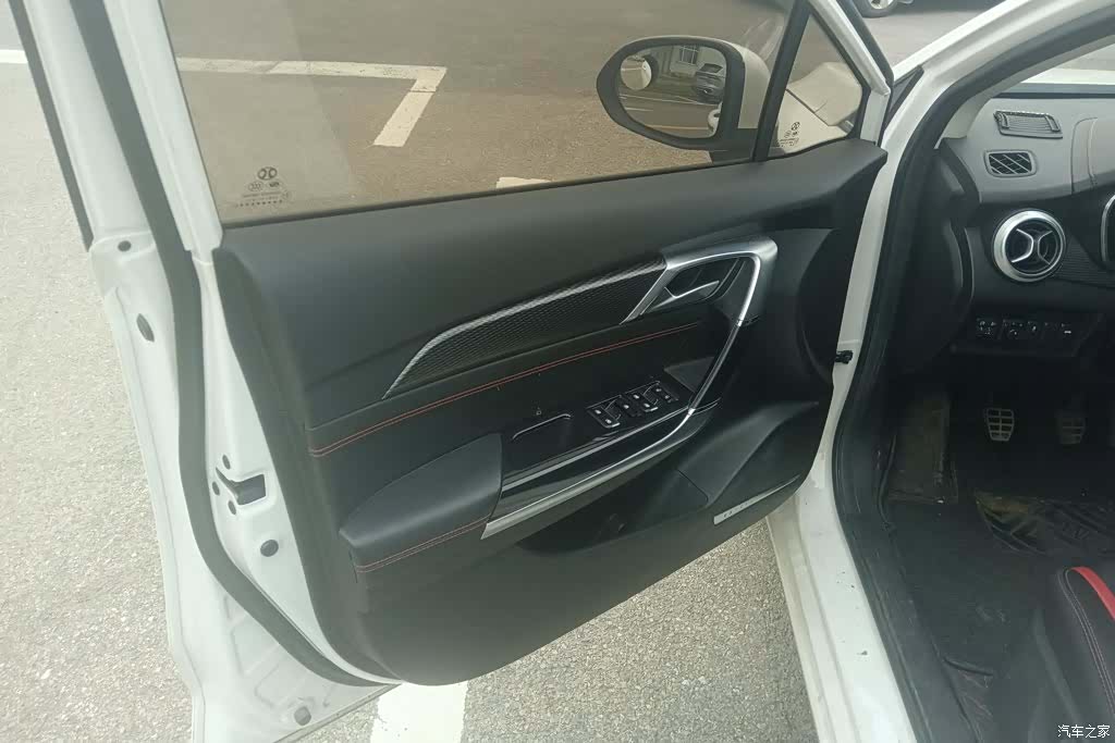 BAIC D50, 2019 7
