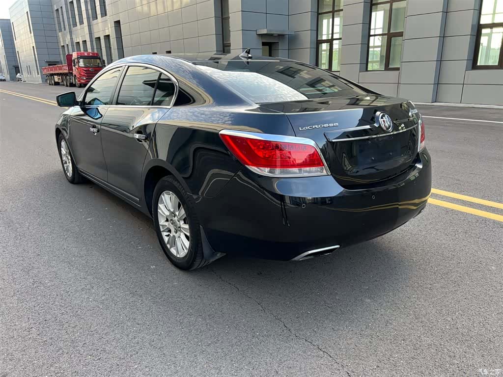 Buick LaCrosse, 2012 все фото