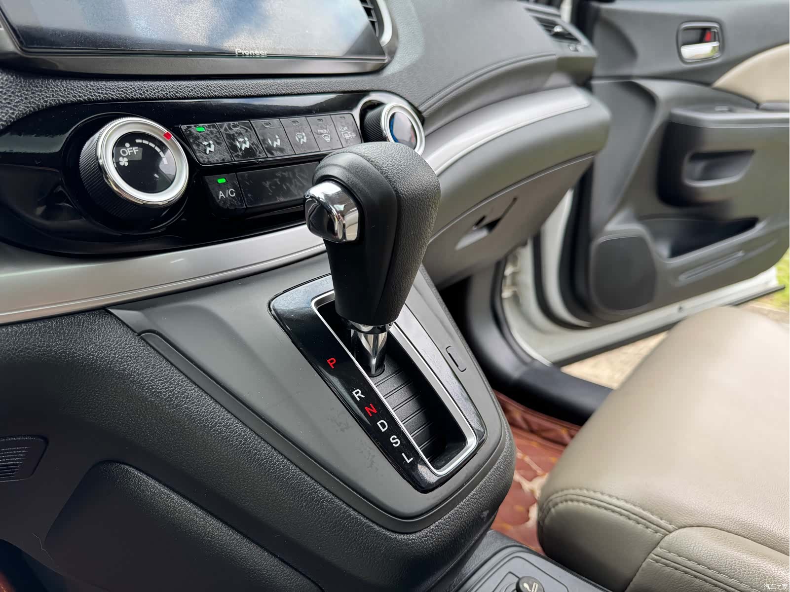 Honda CR-V, 2015 8
