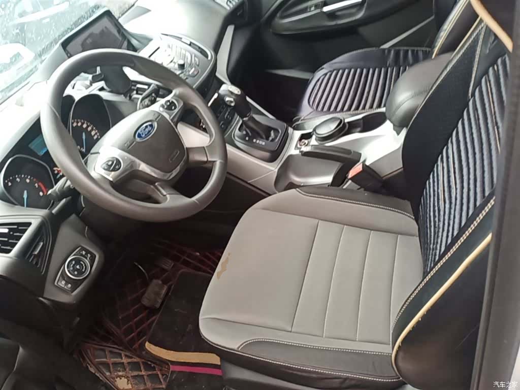 Ford Kuga, 2015 15