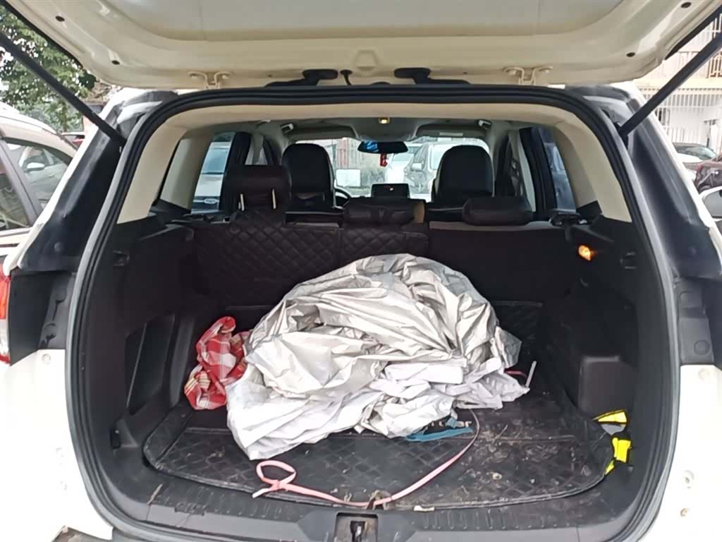 Ford Kuga, 2015 19