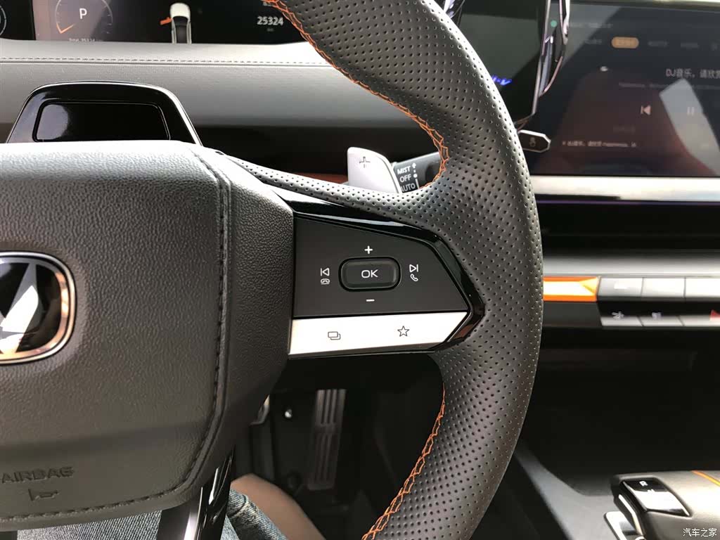 Changan UNI-V, 2024 21