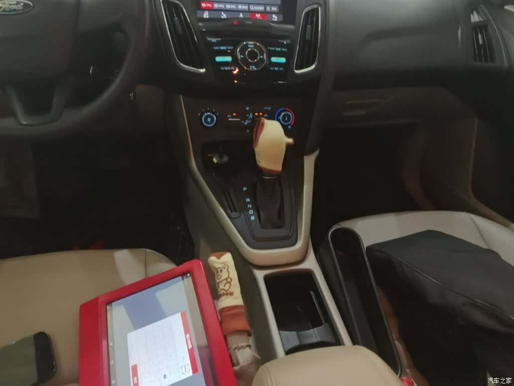 Ford Focus, 2017 14