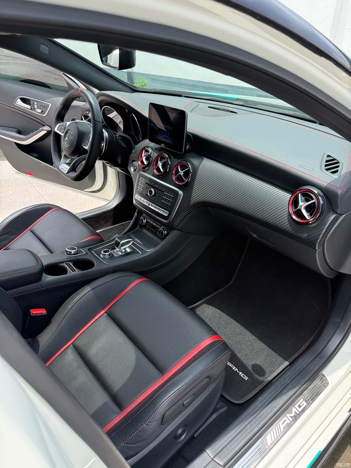 Mercedes-Benz A-Class, 2018 все фото