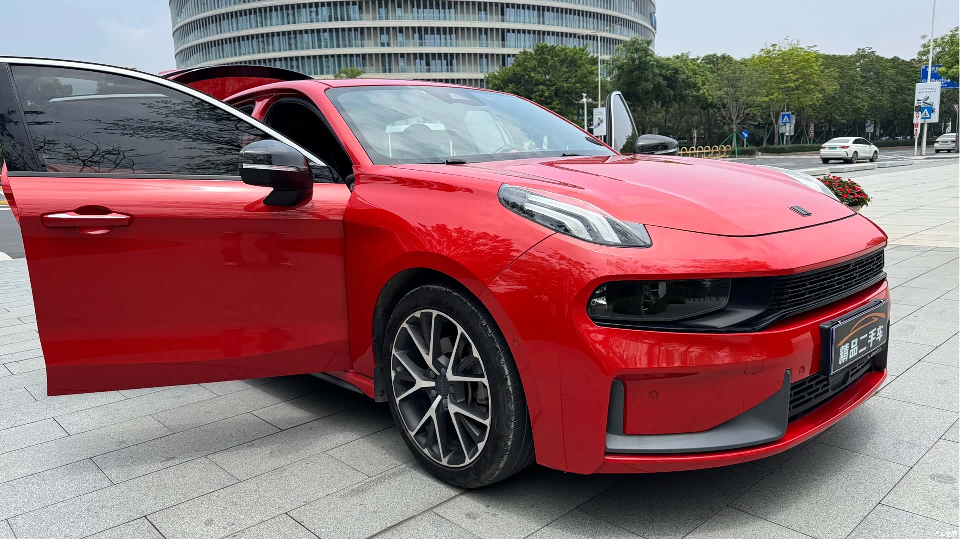Lynk & Co 01, 2019 все фото