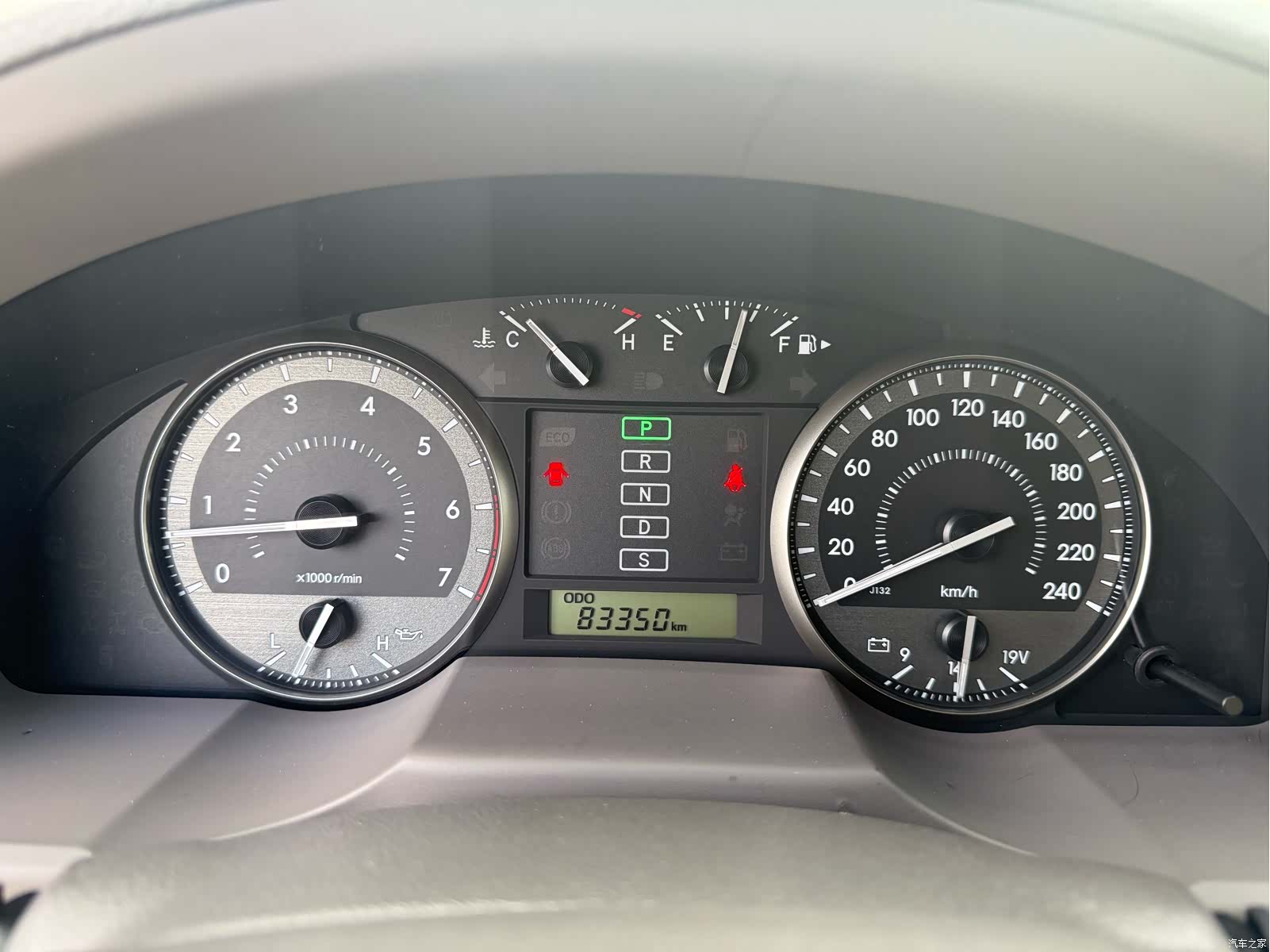 Toyota Land Cruiser, 2019 14