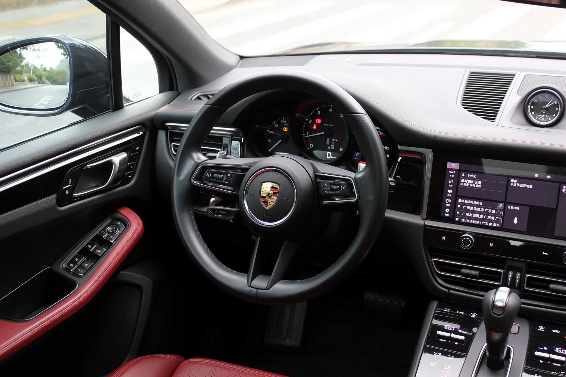 Porsche Macan, 2022 7