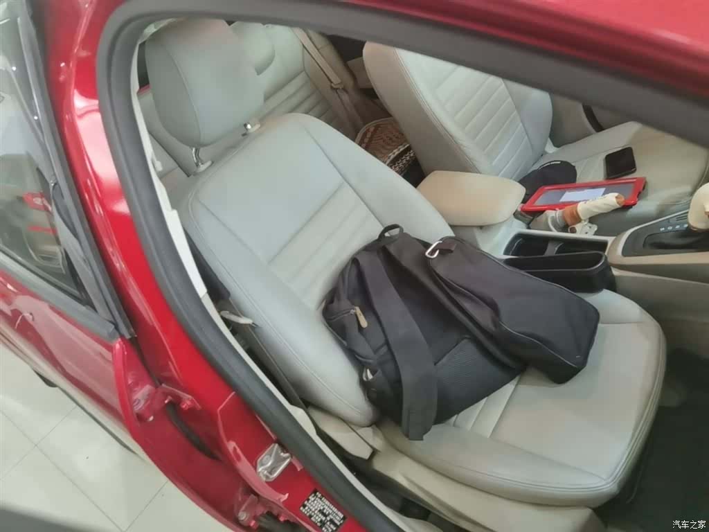 Ford Focus, 2017 25