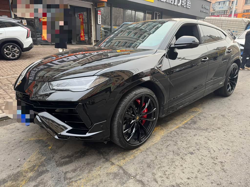 Lamborghini Urus