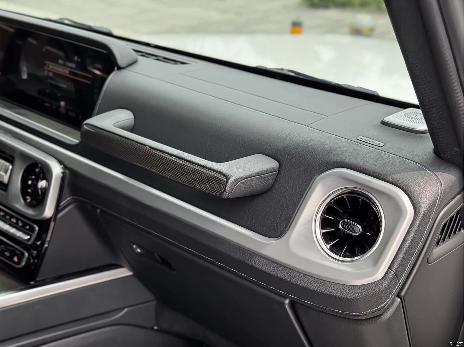 Mercedes-Benz G-Class, 2019 9