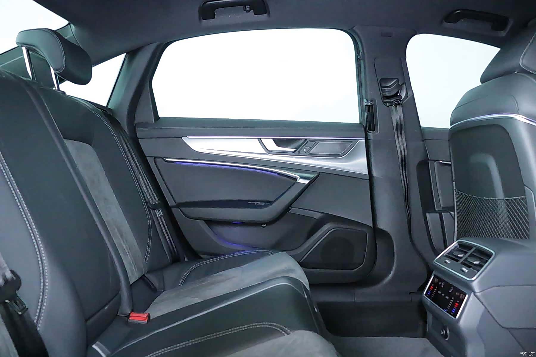 Audi A6L, 2022 8