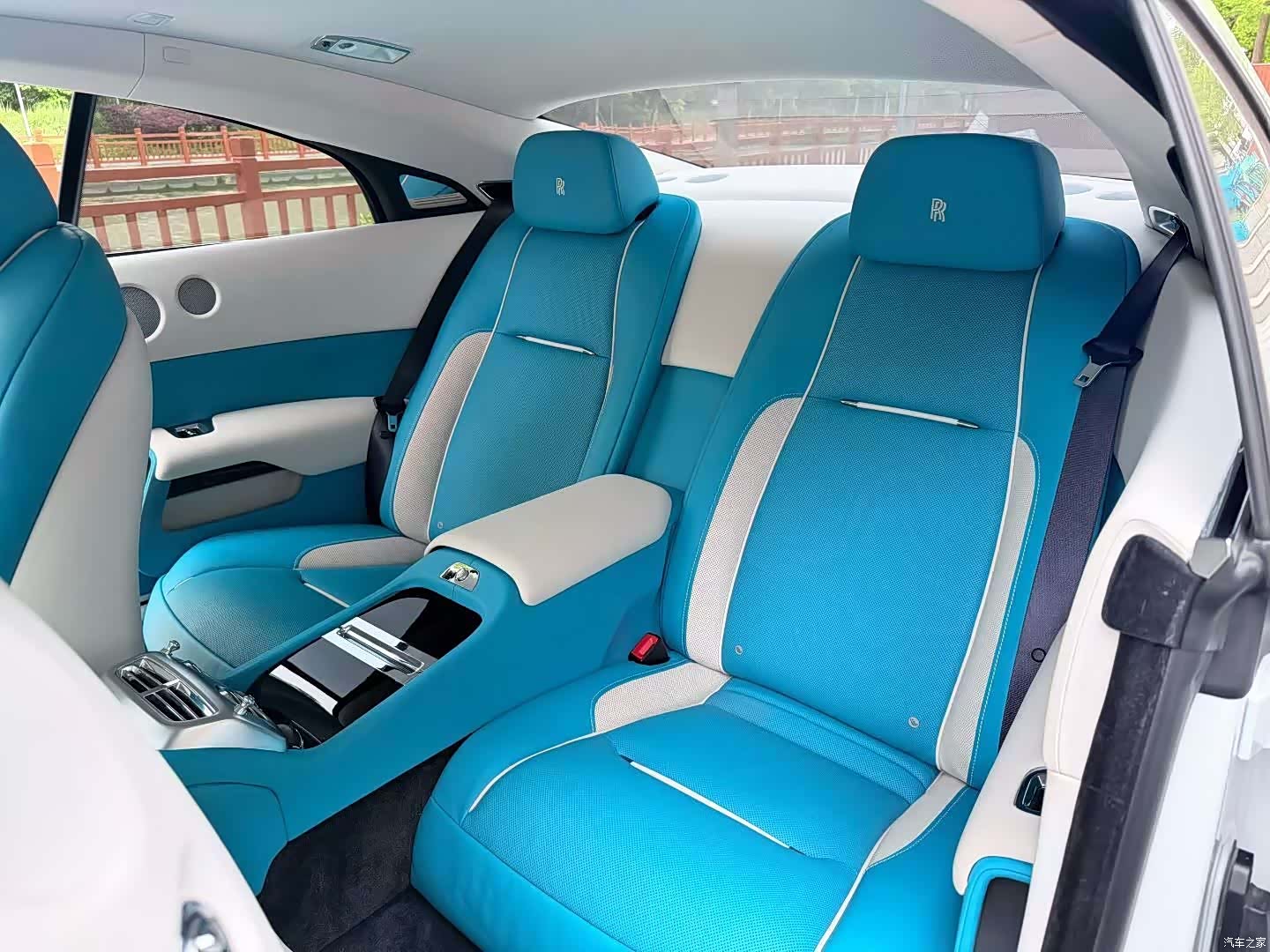 Rolls-Royce Wraith, 2020 10