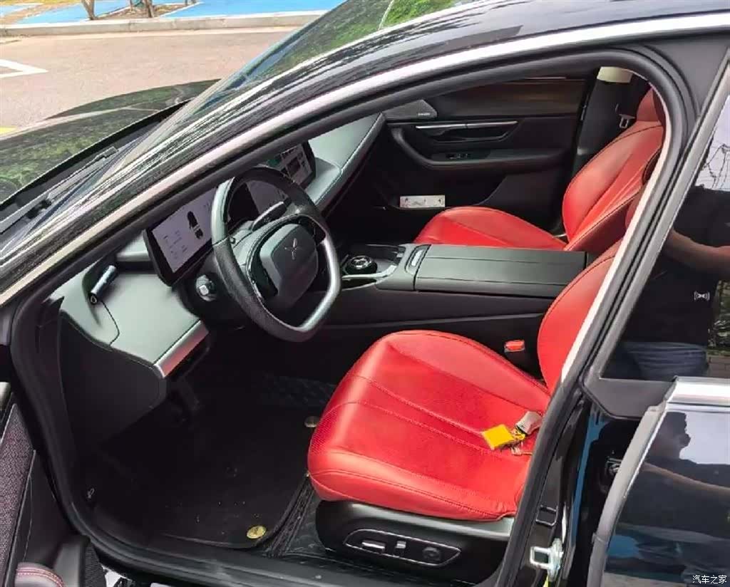 Xpeng P7, 2023 4